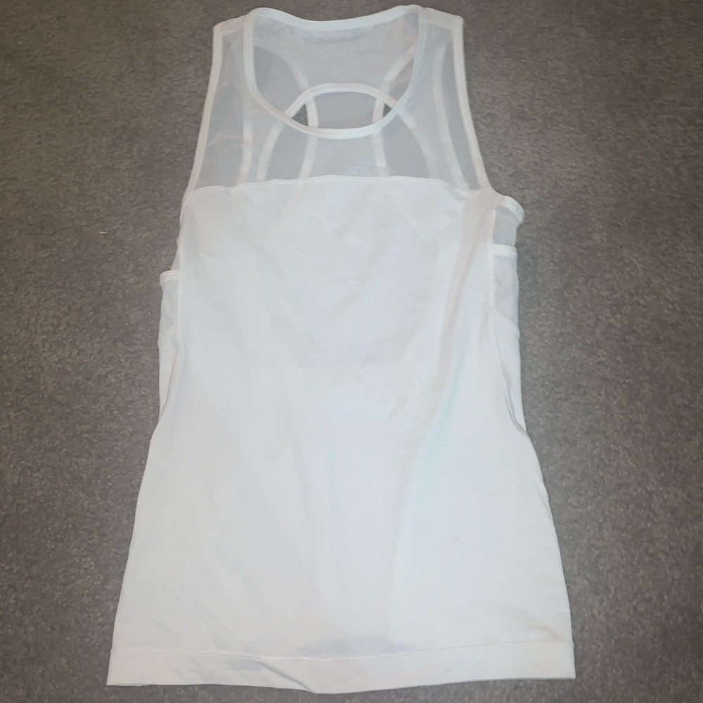 Women’s Size 4 Lululemon Run Off-Route Tank